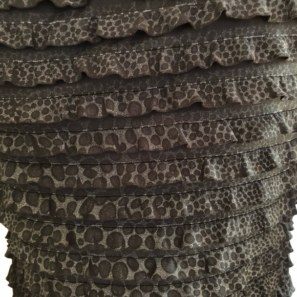 3 for $15 Women’s GNC Great Northwest, ruffle - Picture 3 of 8